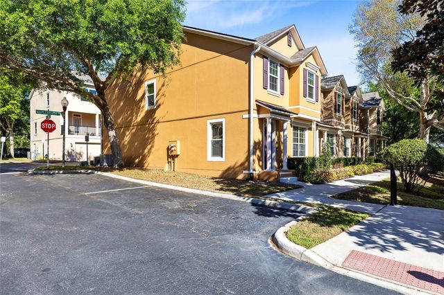 220 MAPLEBROOK DRIVE, Altamonte Springs, FL 32714