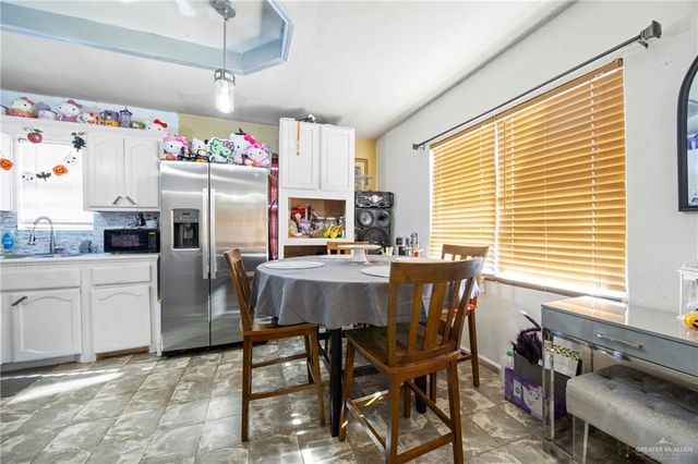 211 Ramon Private Road, Palmview, TX 78572