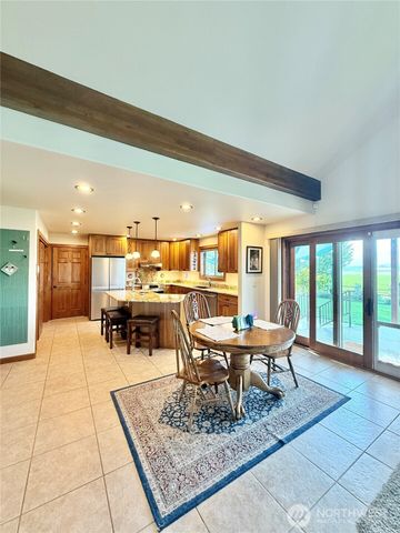 129 Robinson Canyon Road, Omak, WA 98841