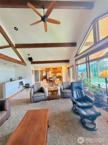 129 Robinson Canyon Road, Omak, WA 98841