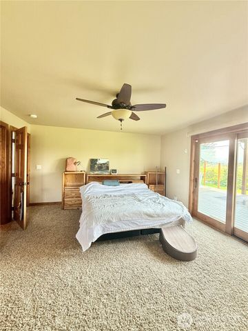 129 Robinson Canyon Road, Omak, WA 98841