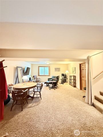 129 Robinson Canyon Road, Omak, WA 98841