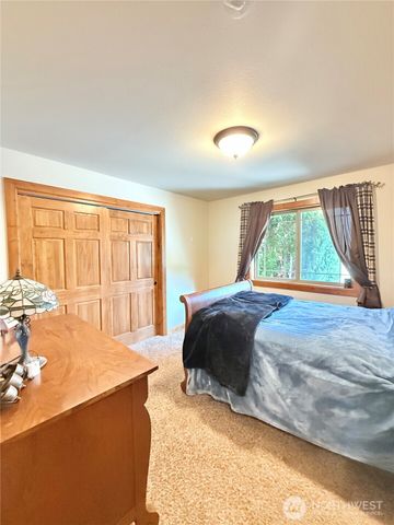 129 Robinson Canyon Road, Omak, WA 98841