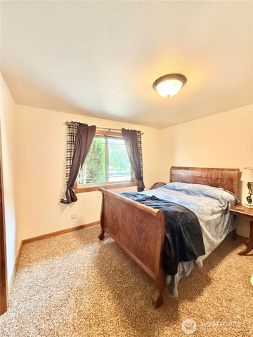 129 Robinson Canyon Road, Omak, WA 98841