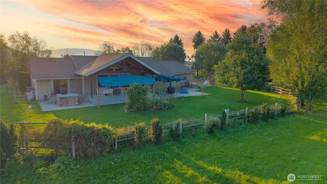 129 Robinson Canyon Road, Omak, WA 98841