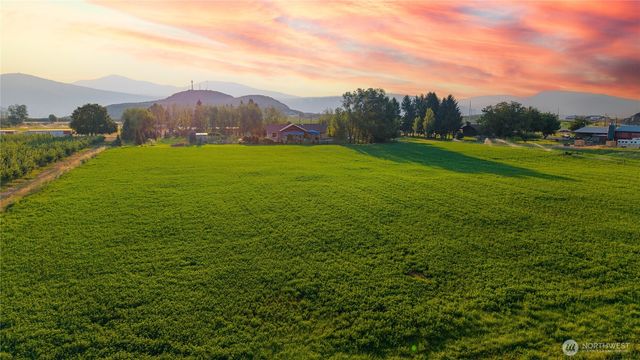 129 Robinson Canyon Road, Omak, WA 98841