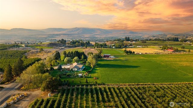 129 Robinson Canyon Road, Omak, WA 98841