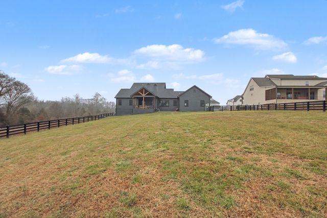 3019 Ora Ln, Spring Hill, TN 37174