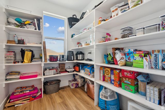 3582 S GARIBALDI WAY, Saratoga Springs, UT 84045