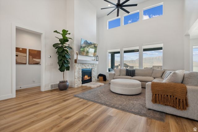 3582 S GARIBALDI WAY, Saratoga Springs, UT 84045