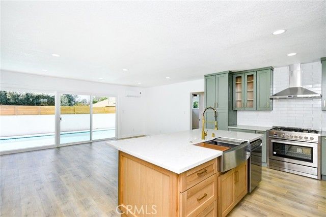 1613 S Roosevelt Avenue, Fullerton, CA 92832