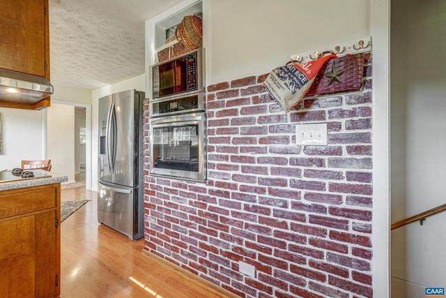 2893 SCOTTSVILLE RD, Charlottesville, VA 22902