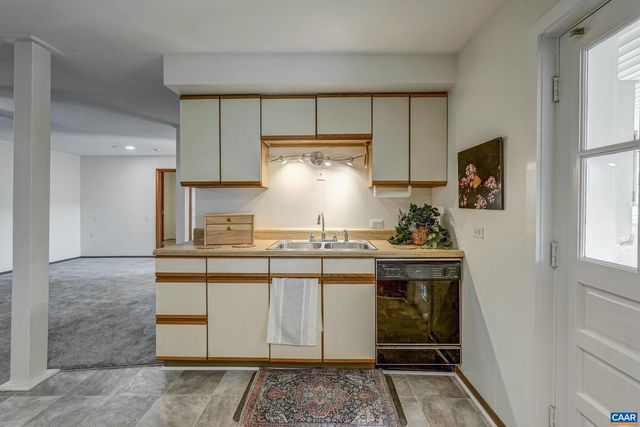 2893 SCOTTSVILLE RD, Charlottesville, VA 22902