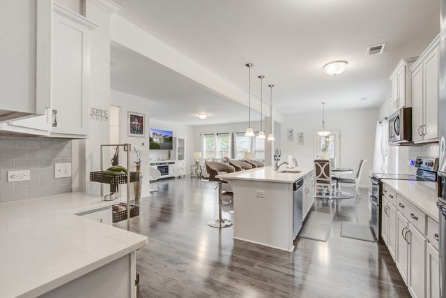 400 Snowy Plover Lane Lane, Summerville, SC 29486