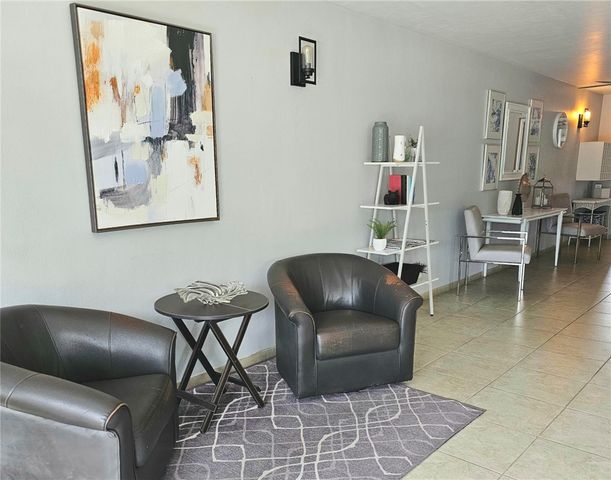 2333 Indian River Boulevard 505, Vero Beach, FL 32960