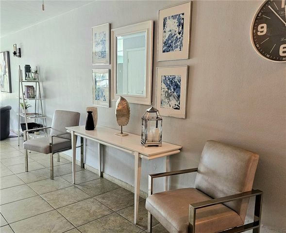 2333 Indian River Boulevard 505, Vero Beach, FL 32960