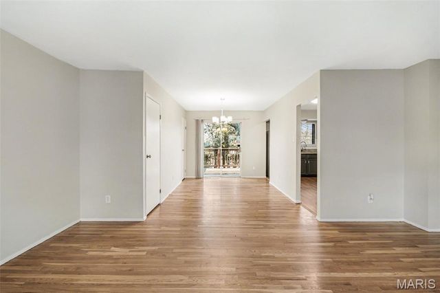 2627 SE Bruno Avenue, St Louis, MO 63114