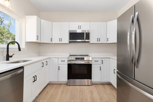 41 Fairfield Park 41, Mansfield, MA 02048