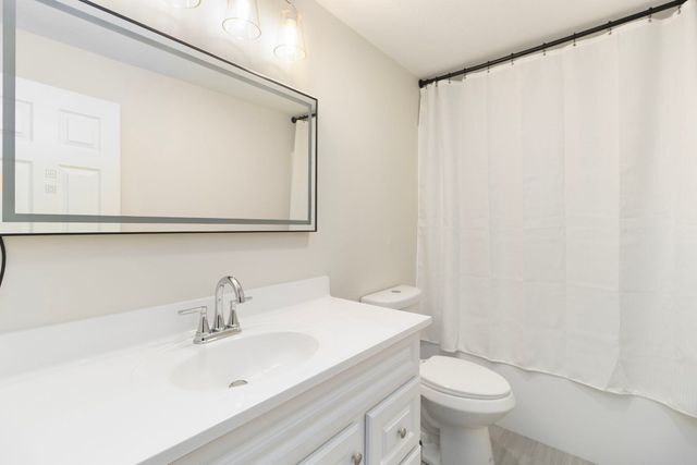 41 Fairfield Park 41, Mansfield, MA 02048