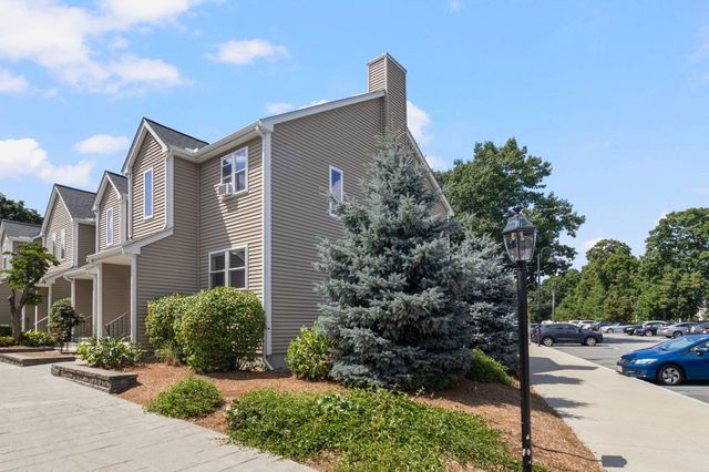 41 Fairfield Park 41, Mansfield, MA 02048