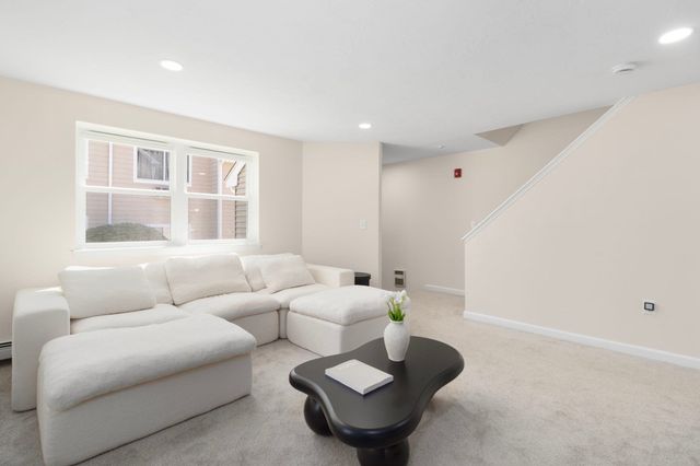 41 Fairfield Park 41, Mansfield, MA 02048