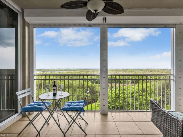 1001 Arbor Lake DR 406, Naples, FL 34110