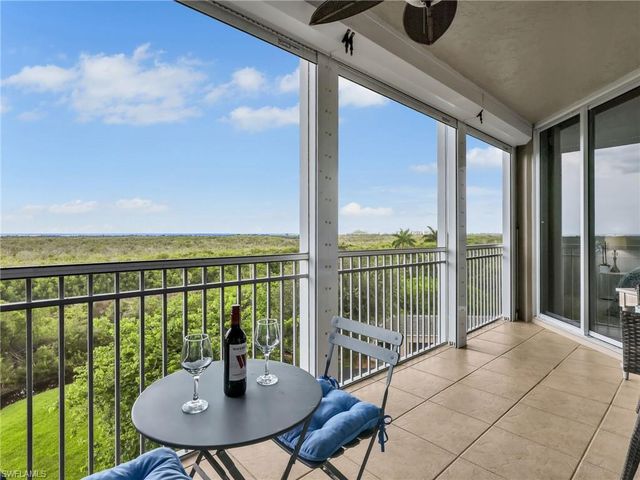 1001 Arbor Lake DR 406, Naples, FL 34110