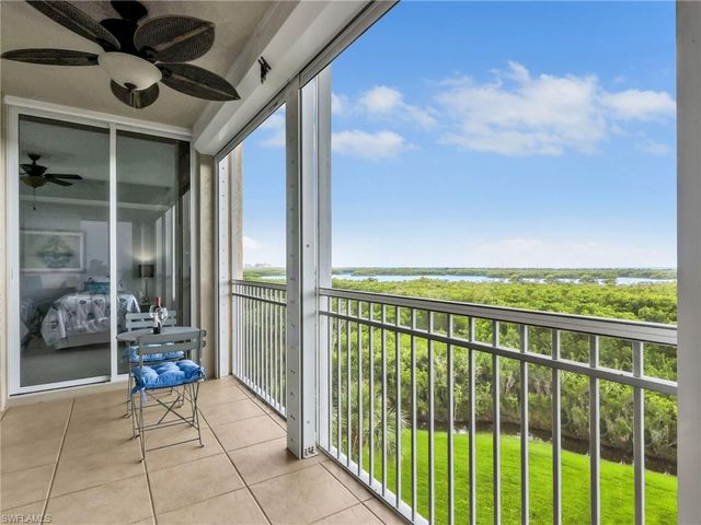 1001 Arbor Lake DR 406, Naples, FL 34110