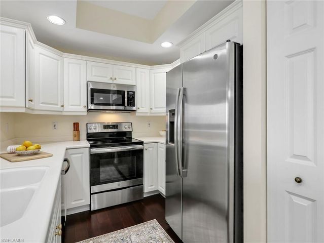 1001 Arbor Lake DR 406, Naples, FL 34110
