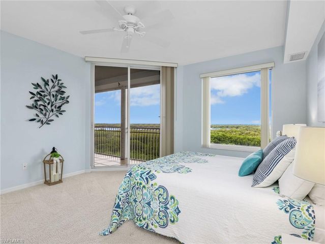1001 Arbor Lake DR 406, Naples, FL 34110