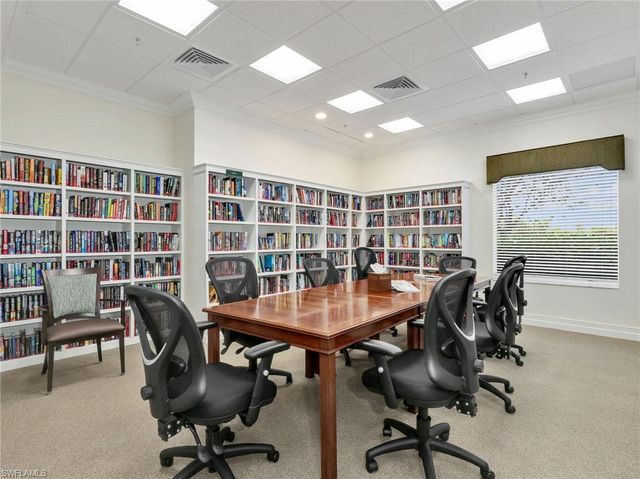 1001 Arbor Lake DR 406, Naples, FL 34110