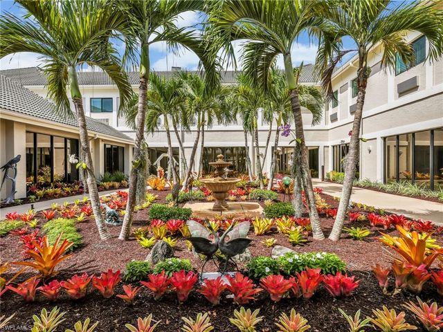 1001 Arbor Lake DR 406, Naples, FL 34110
