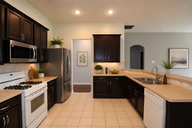 8413 Tribute Lane, Fort Worth, TX 76131