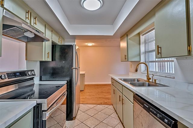 8204 SW 13TH ROAD, Gainesville, FL 32607