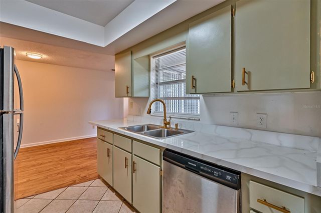 8204 SW 13TH ROAD, Gainesville, FL 32607