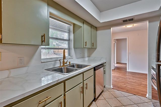 8204 SW 13TH ROAD, Gainesville, FL 32607