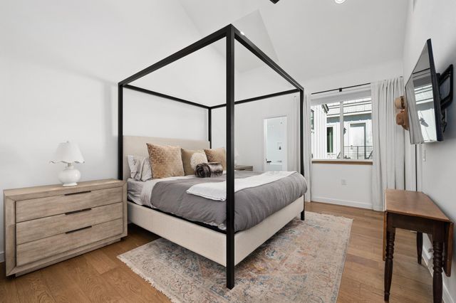 1600 Singleton Ave, Austin, TX 78702