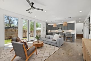 1600 Singleton Ave, Austin, TX 78702