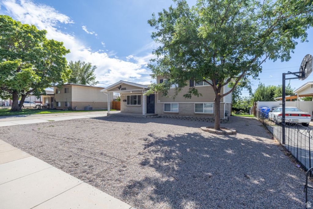 2111 N 450 W, Sunset, UT 84015 — photo 3