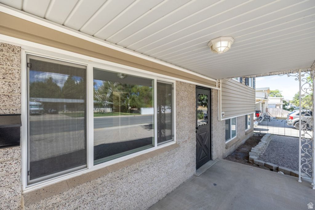 2111 N 450 W, Sunset, UT 84015 — photo 5