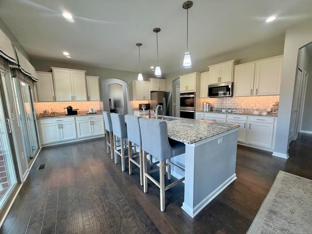 49127 Diane Ct Court, Macomb Twp, MI 48042