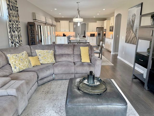 49127 Diane Ct Court, Macomb Twp, MI 48042