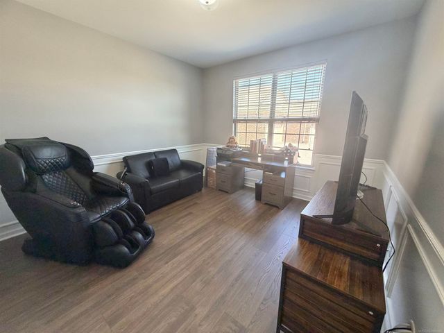 49127 Diane Ct Court, Macomb Twp, MI 48042