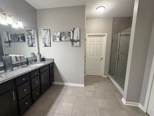 49127 Diane Ct Court, Macomb Twp, MI 48042