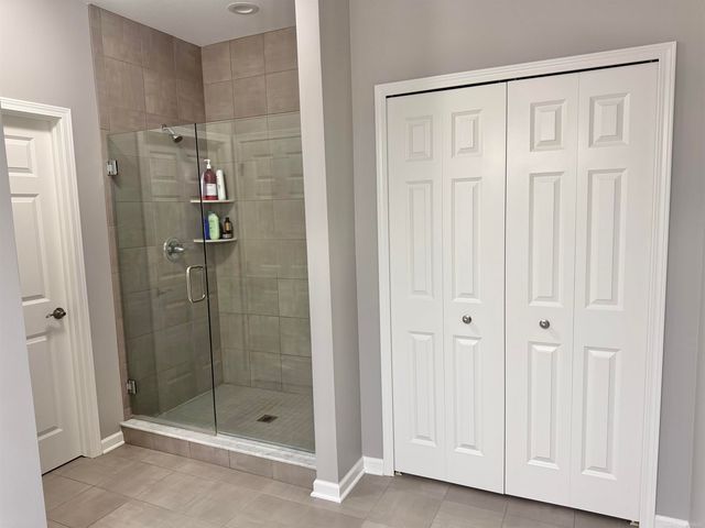 49127 Diane Ct Court, Macomb Twp, MI 48042