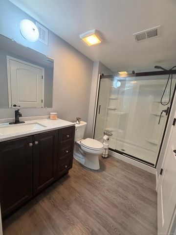 49127 Diane Ct Court, Macomb Twp, MI 48042