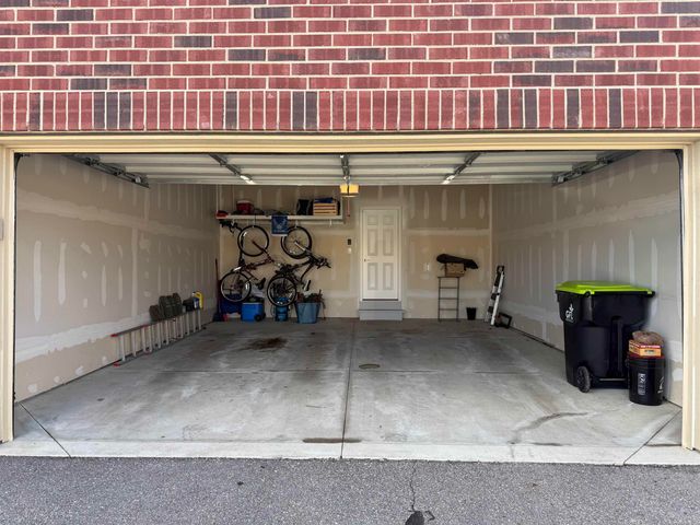 49127 Diane Ct Court, Macomb Twp, MI 48042