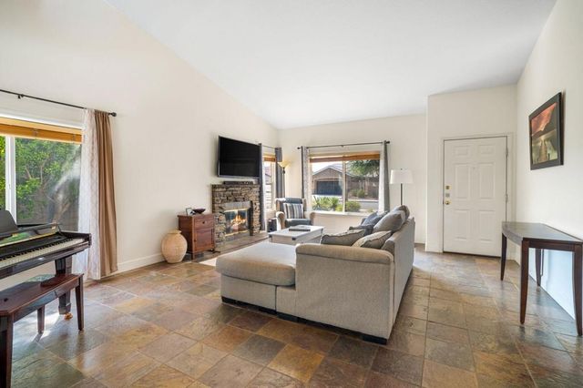 1598 Amelia Way, Palm Springs, CA 92262