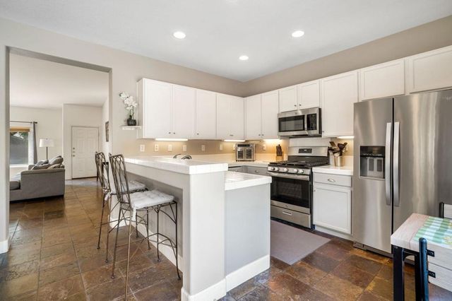 1598 Amelia Way, Palm Springs, CA 92262