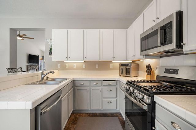 1598 Amelia Way, Palm Springs, CA 92262